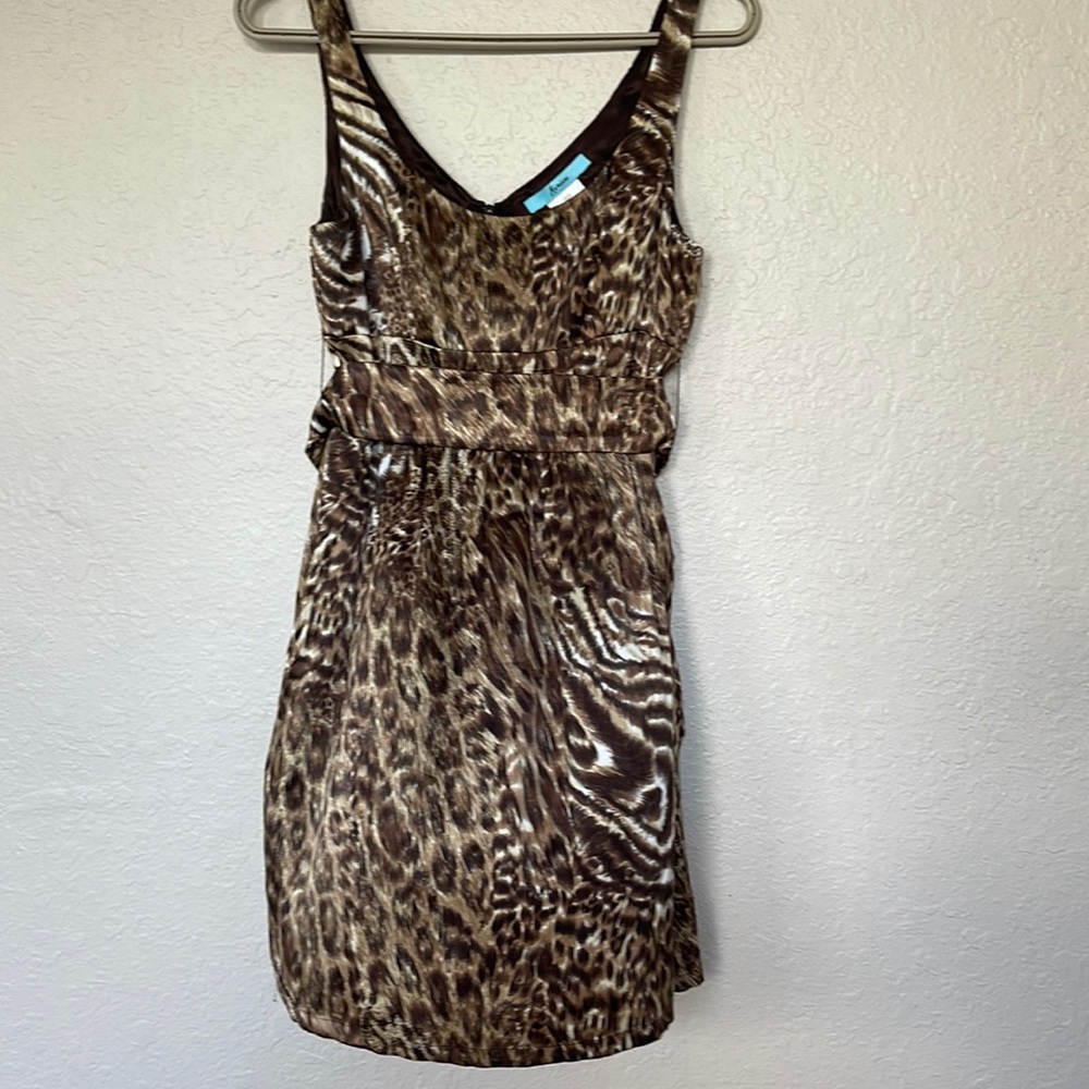 Leopard short dress! Great quality! Cute with heels or sneakers!